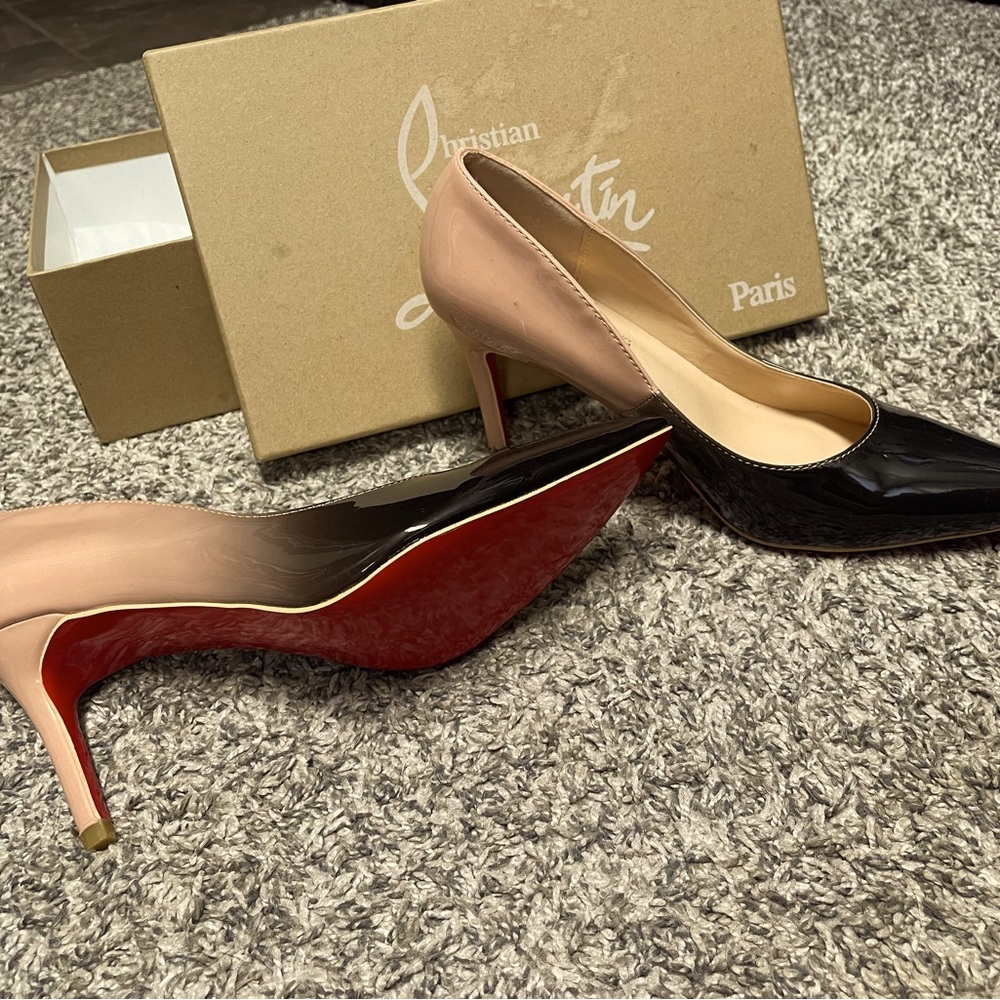 Christian louboutin ombré heels size 40. Tried on but never worn